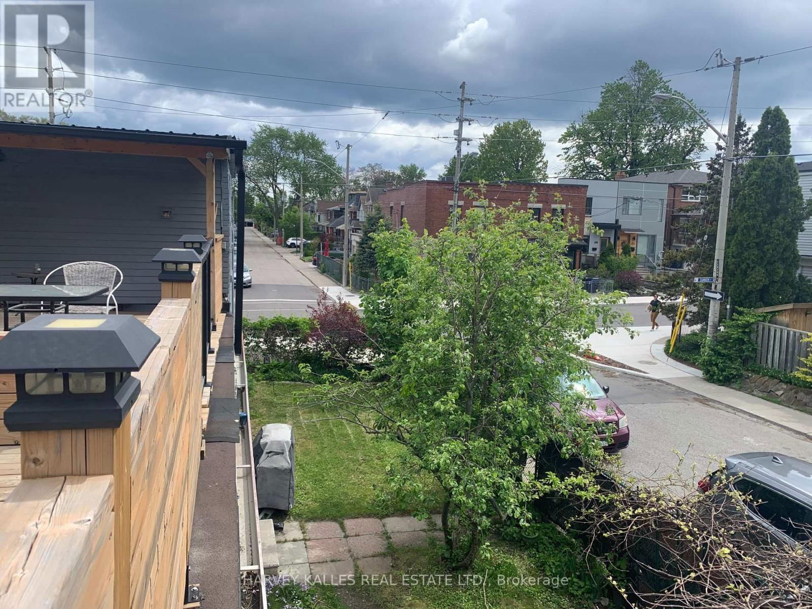 256 SAMMON AVENUE Image 24