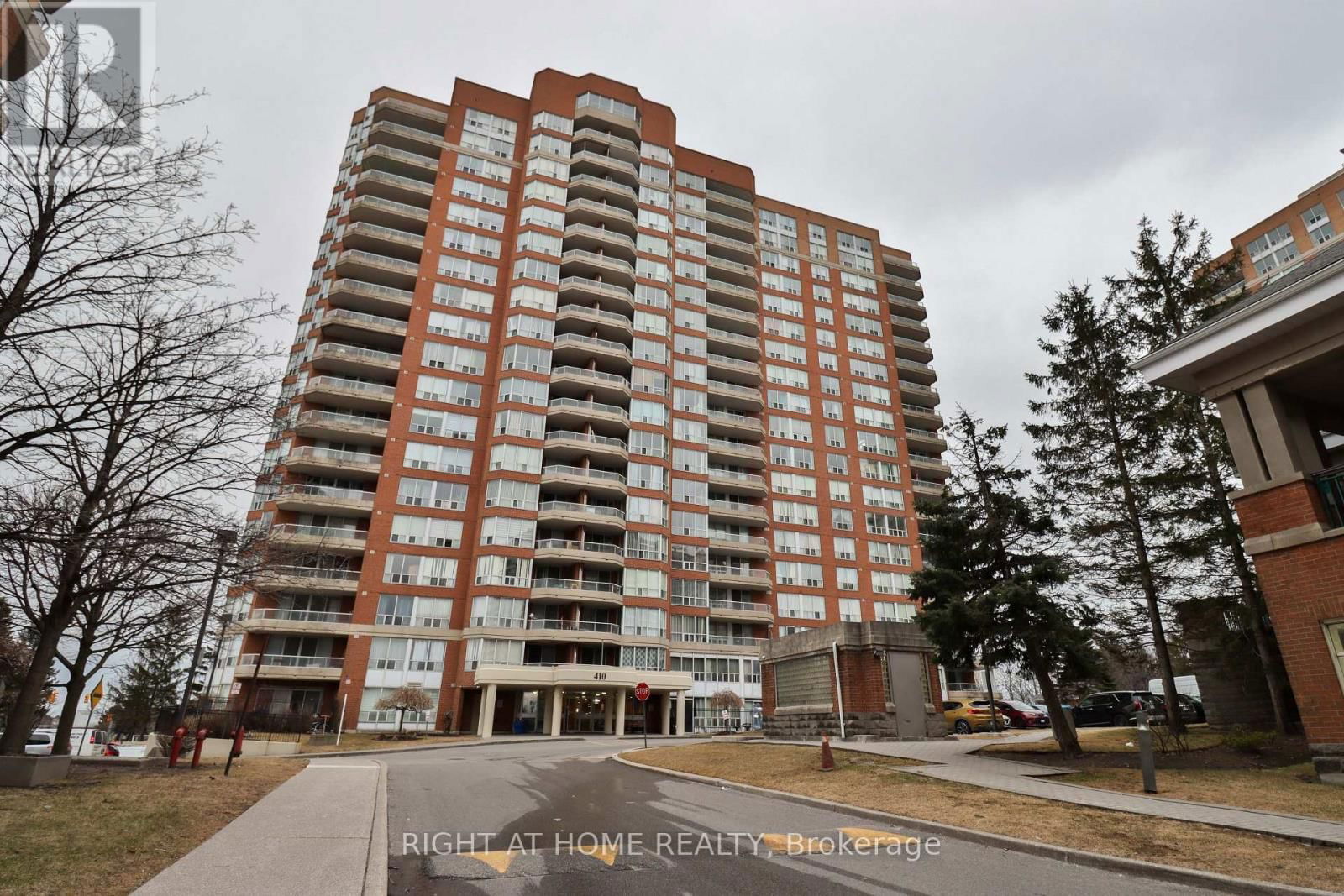 1609 - 410 MCLEVIN AVENUE Image 1