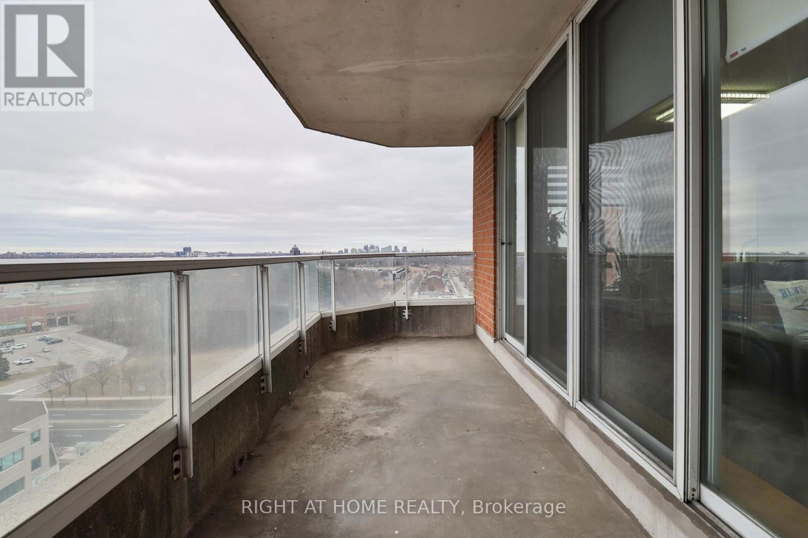 1609 - 410 MCLEVIN AVENUE Image 17