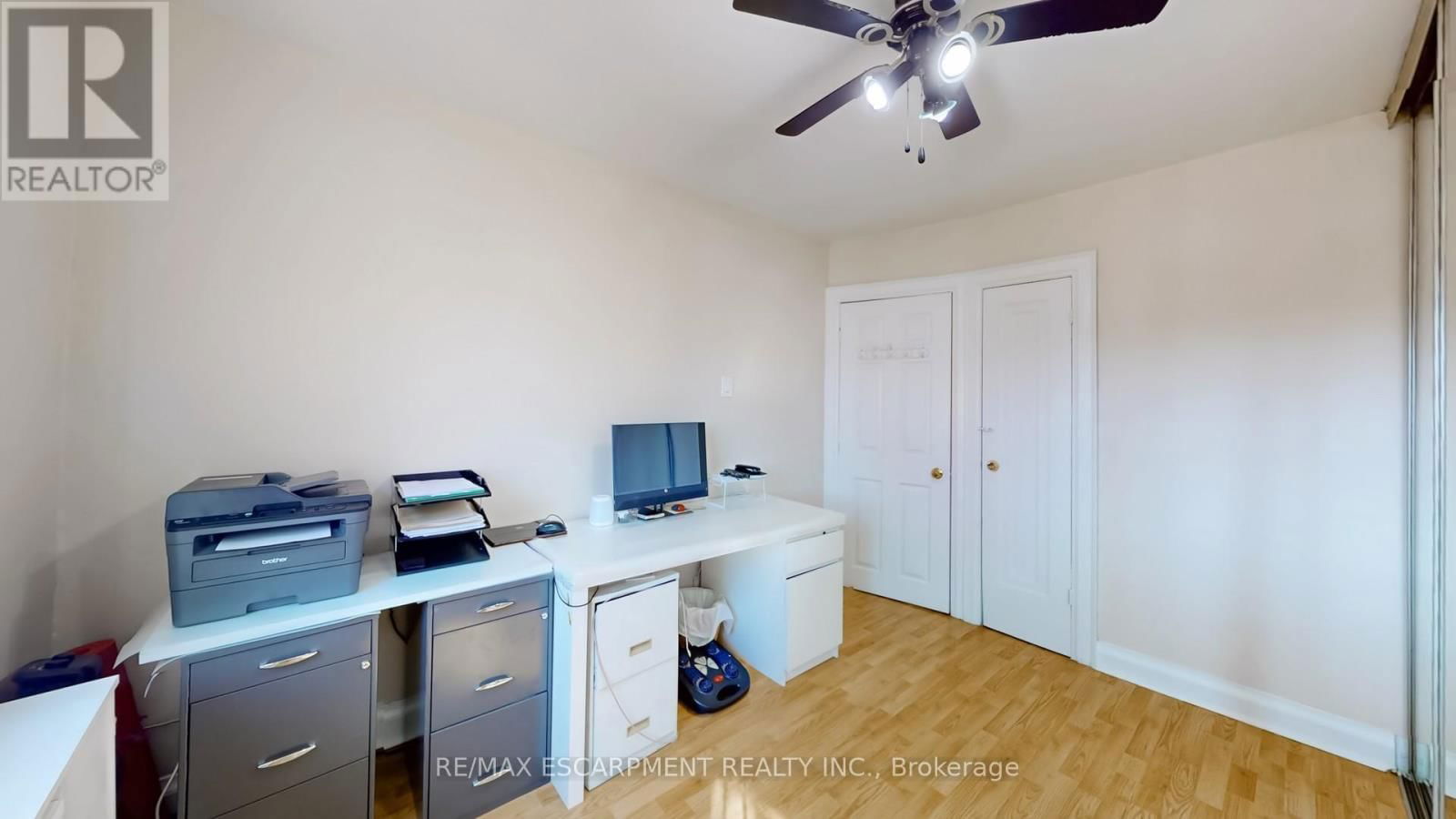 527 VICTORIA PARK AVENUE Image 20