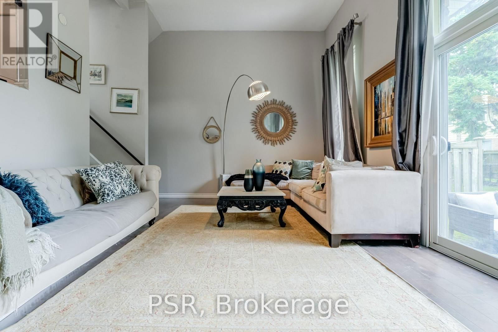 22 - 50 VERNE CRESCENT Image 2