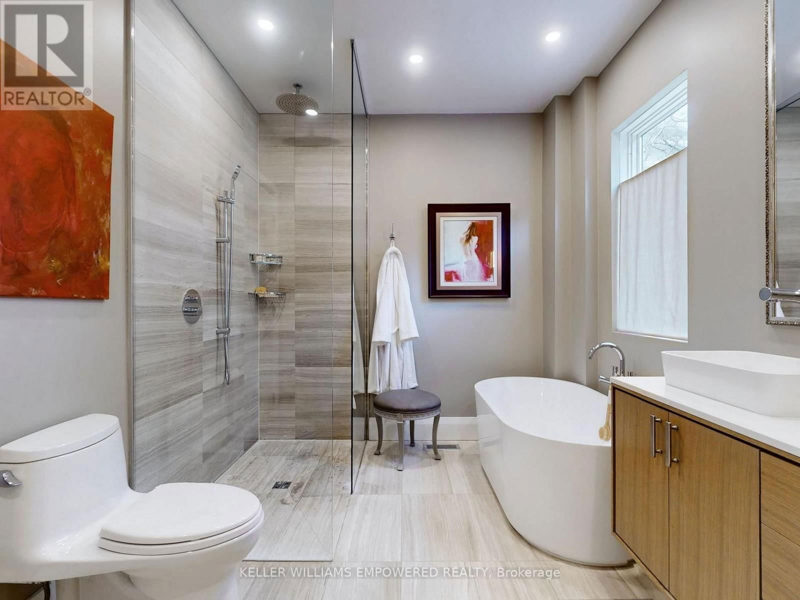 10 WEBSTER AVENUE Image 24