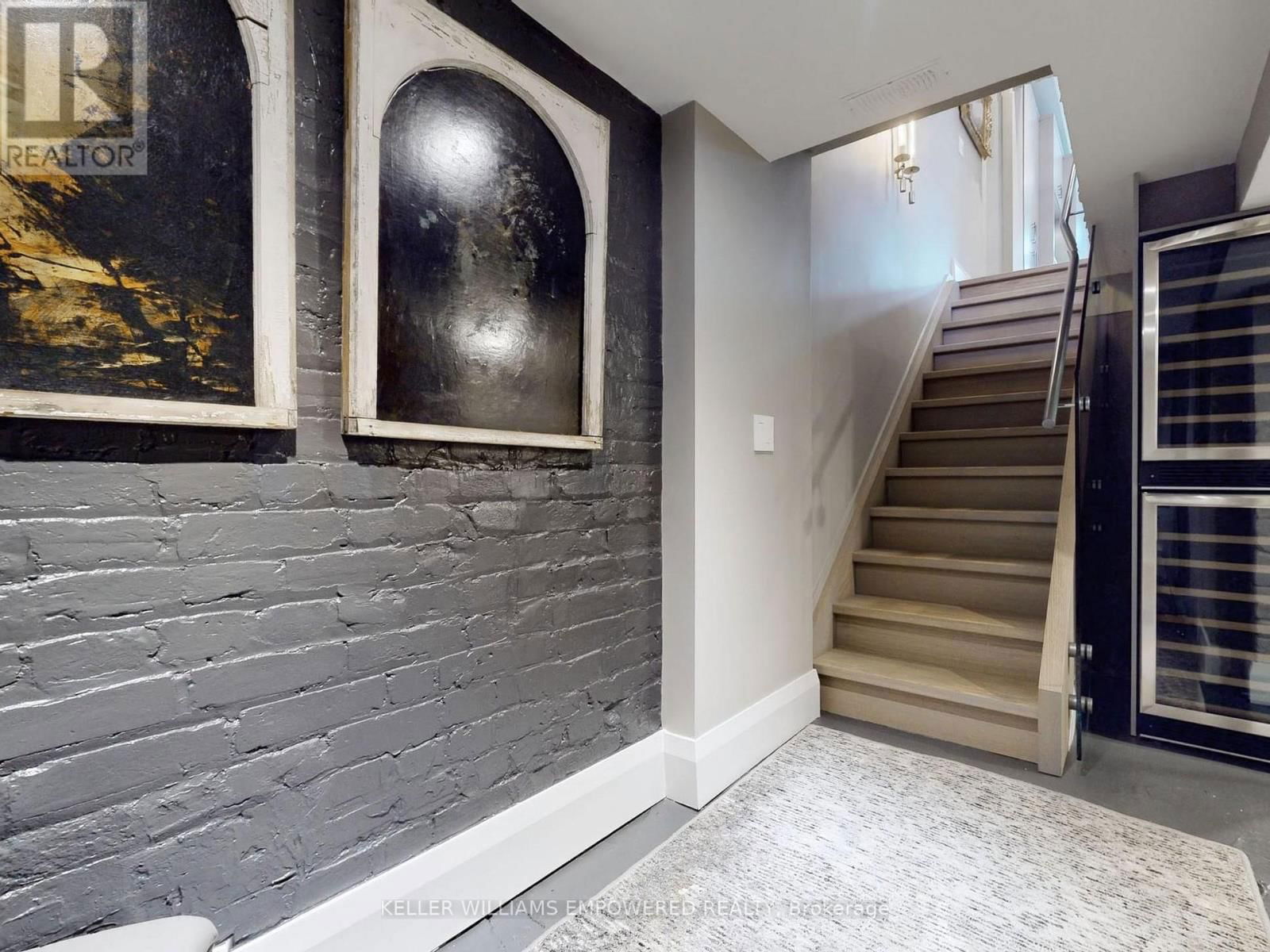 10 WEBSTER AVENUE Image 35