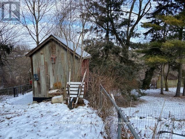 23 WESTLAKE CRESCENT Image 7
