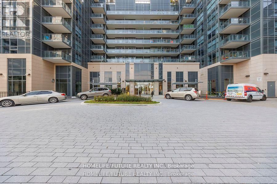 630 - 20 MEADOWGLEN PLACE Image 3