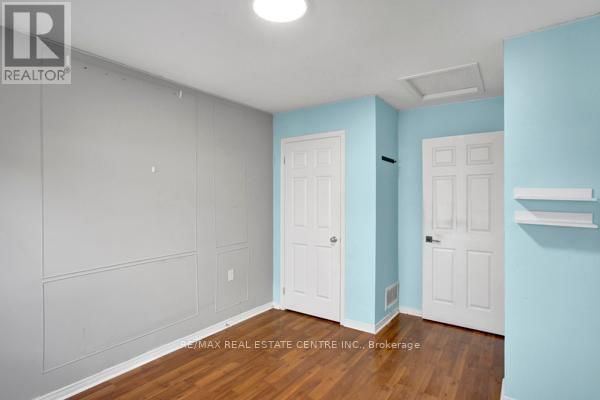 58 AVENUE STREET Image 16
