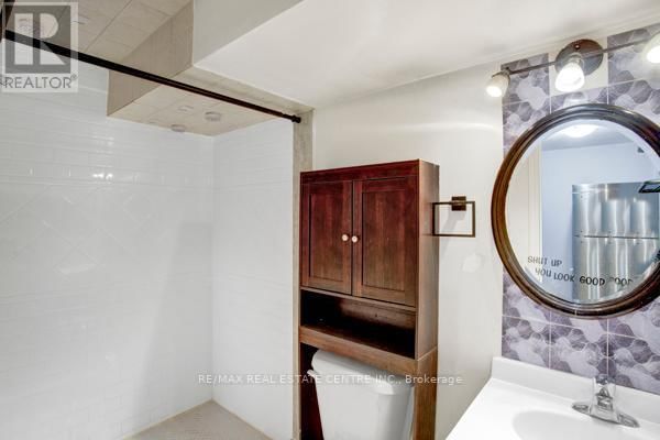 58 AVENUE STREET Image 39