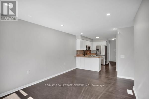 58 AVENUE STREET Image 5