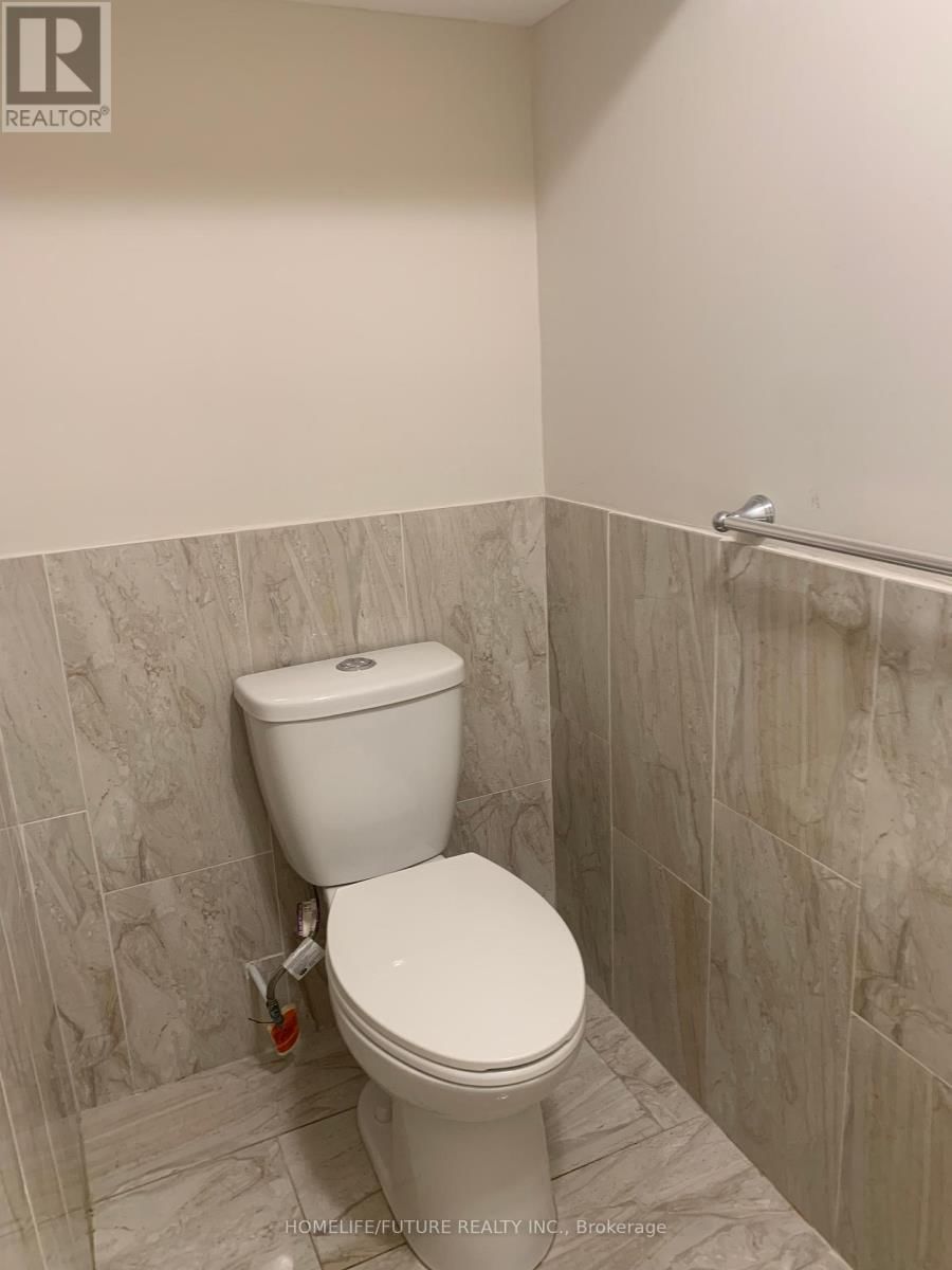 BSMT - 64 DUNWELL CRESCENT Image 2