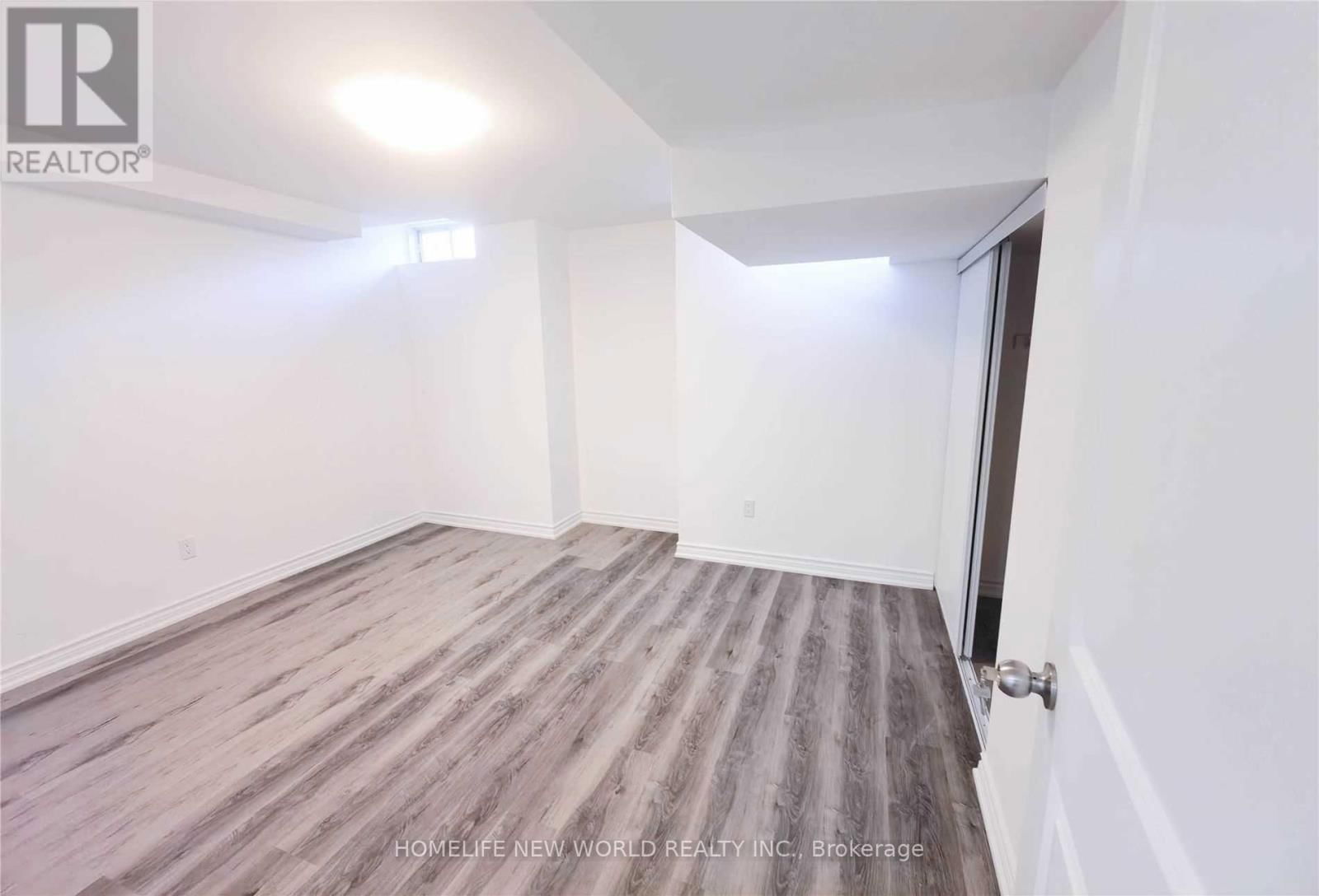 1388 LINSTEAD STREET Image 8