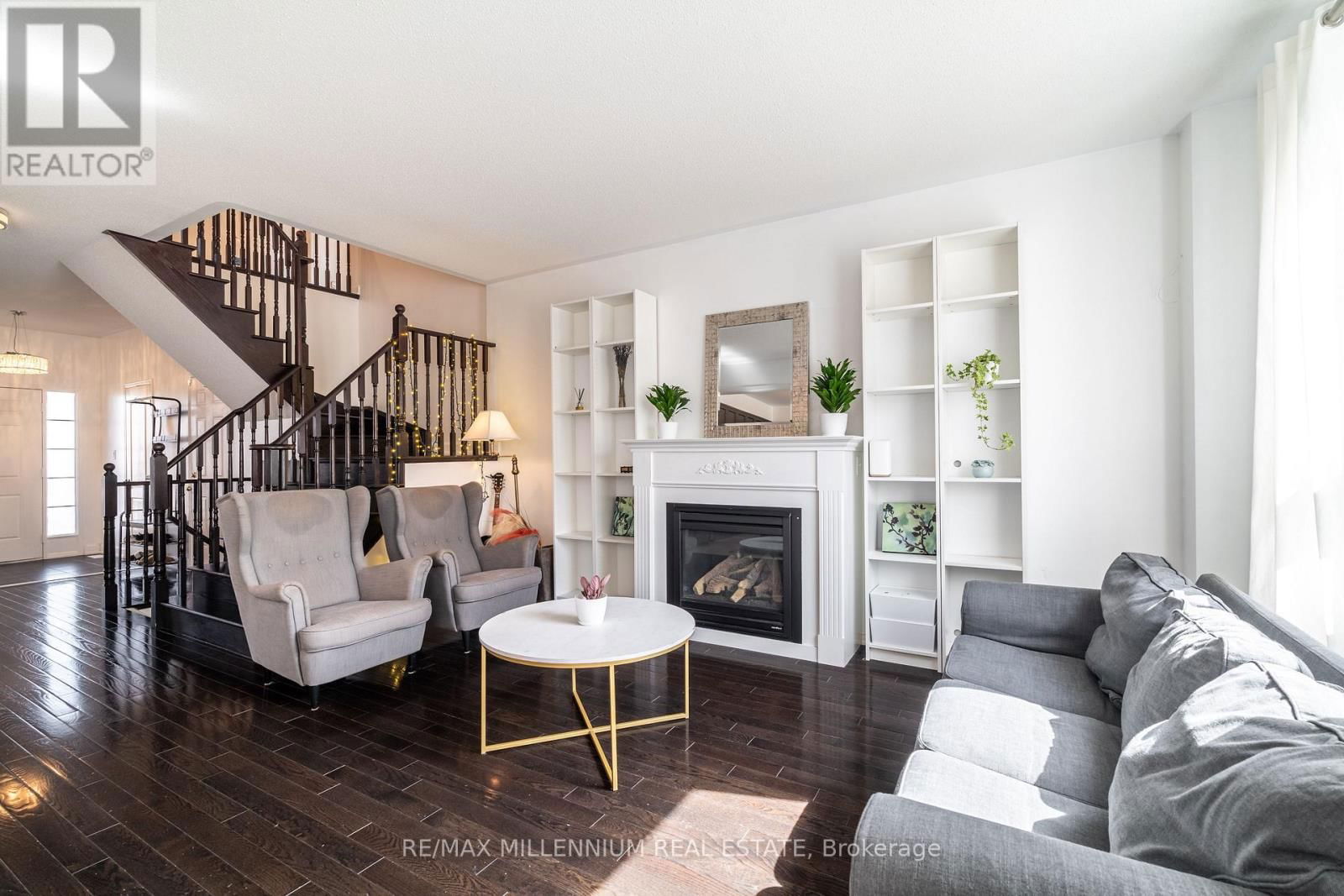 33 BRITANNIA AVENUE EAST Image 16