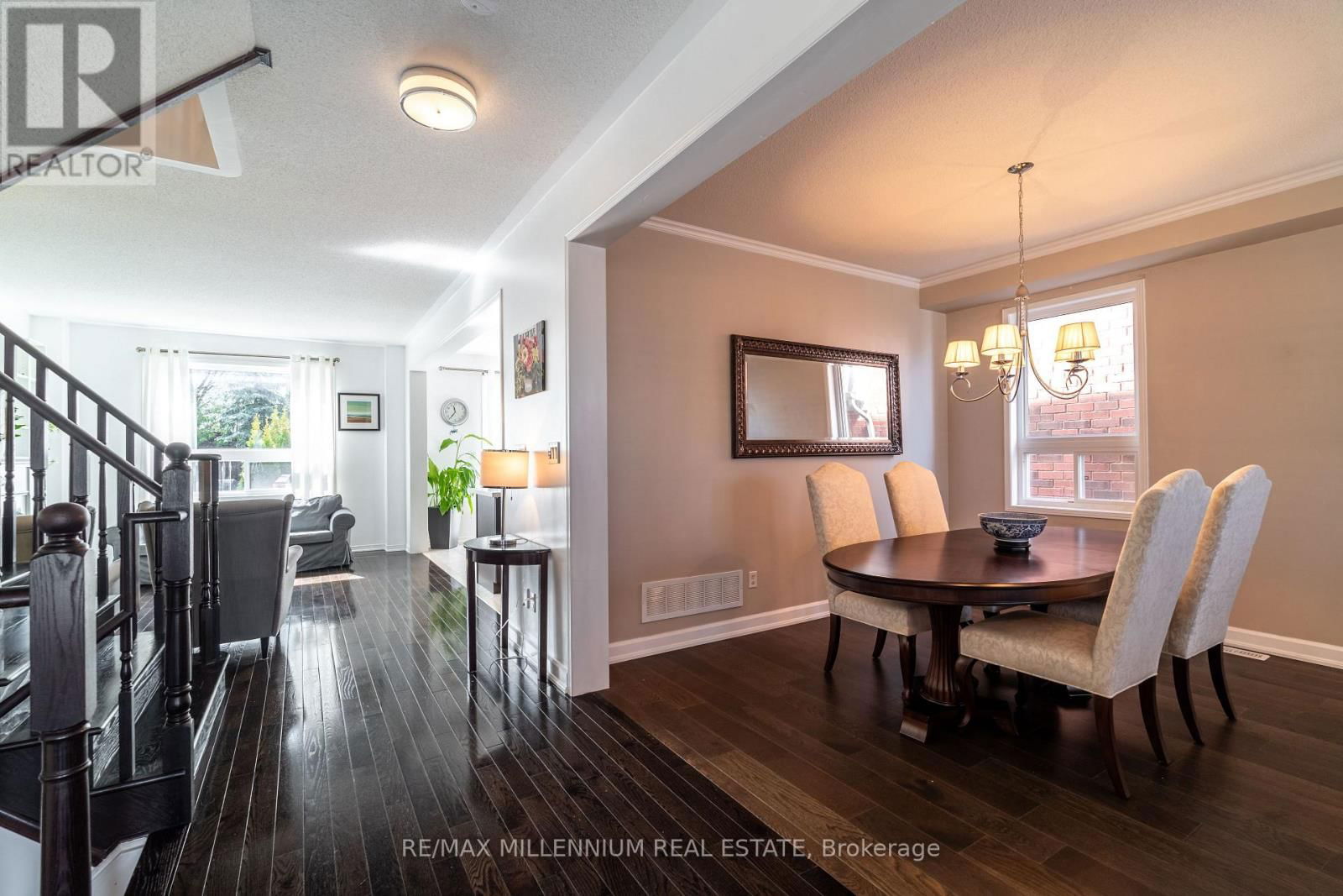 33 BRITANNIA AVENUE EAST Image 19
