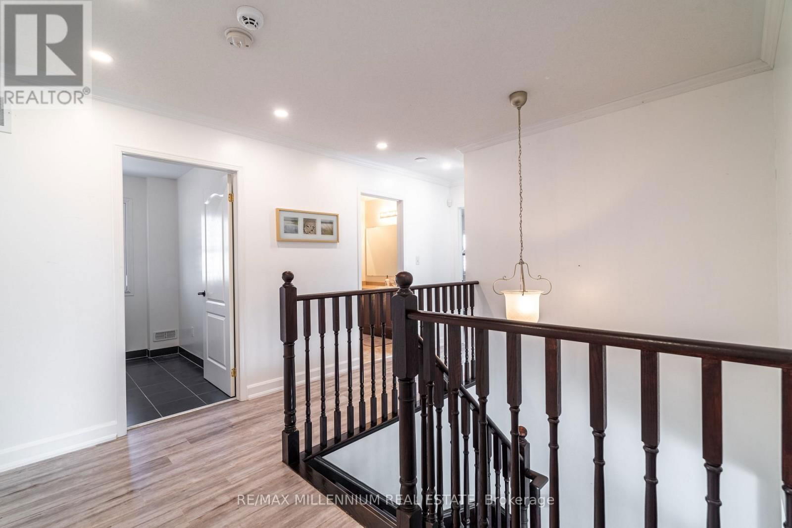 33 BRITANNIA AVENUE EAST Image 22