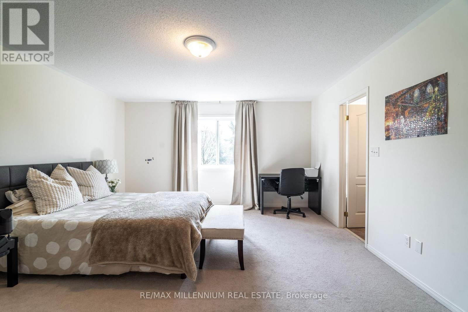 33 BRITANNIA AVENUE EAST Image 34