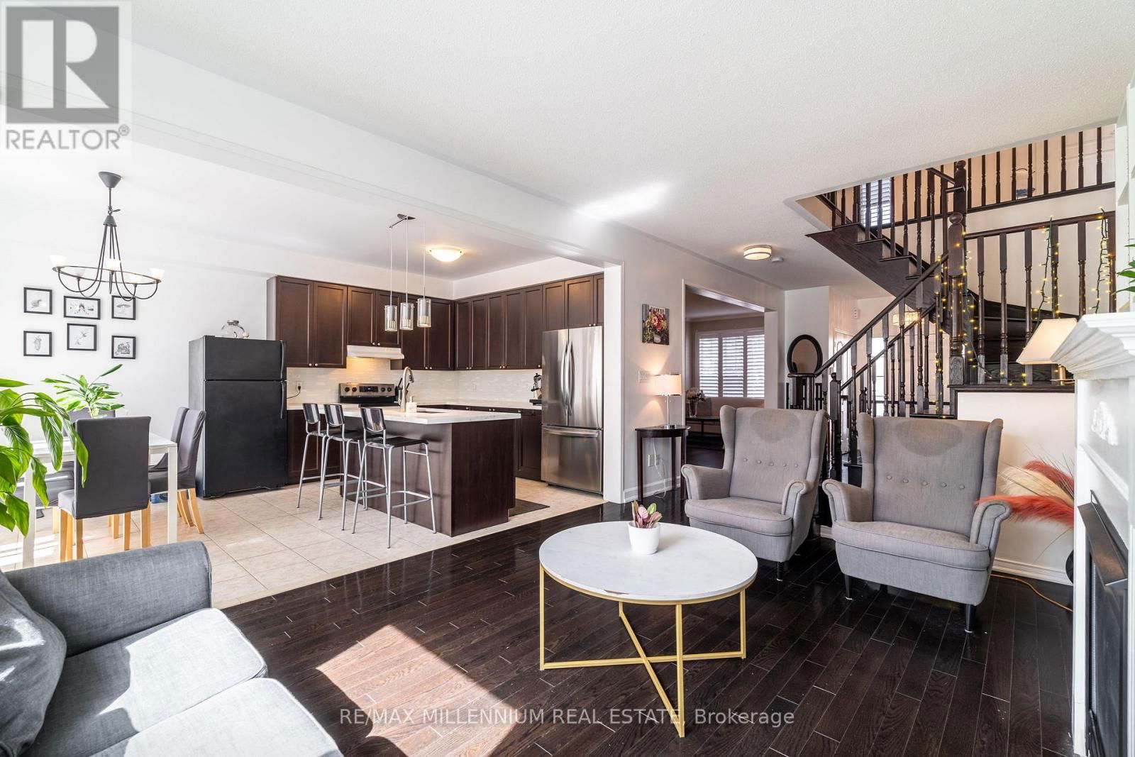 33 BRITANNIA AVENUE EAST Image 6