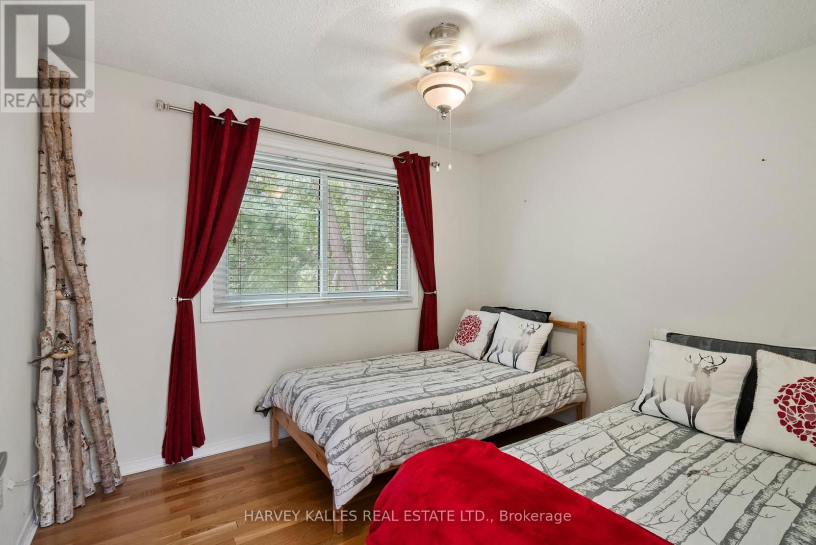 1890 SPRUCE HILL ROAD Image 16