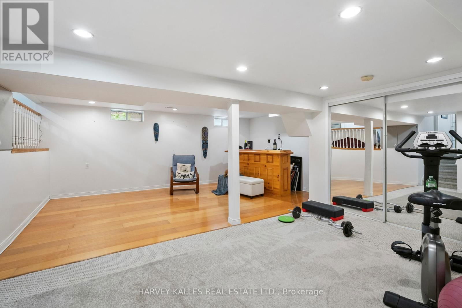 1890 SPRUCE HILL ROAD Image 25