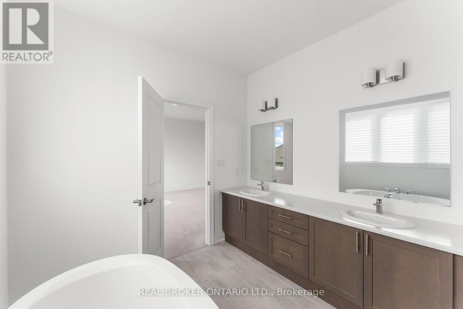 2072 CHRIS MASON STREET Image 23