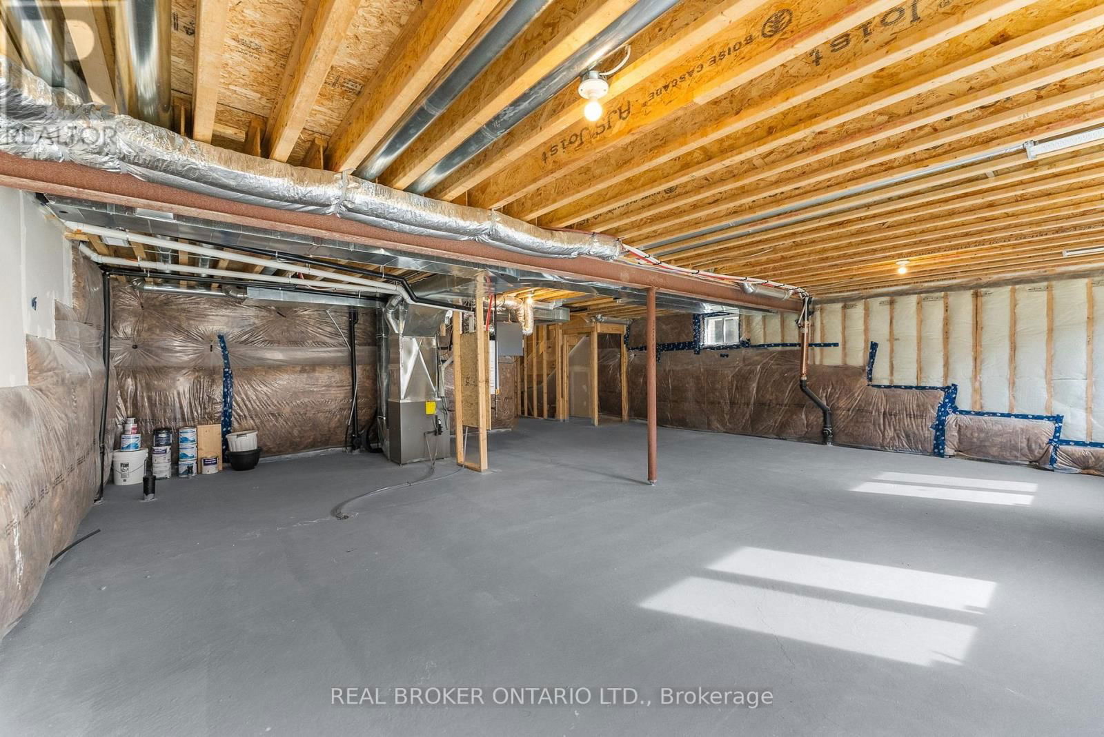 2072 CHRIS MASON STREET Image 35
