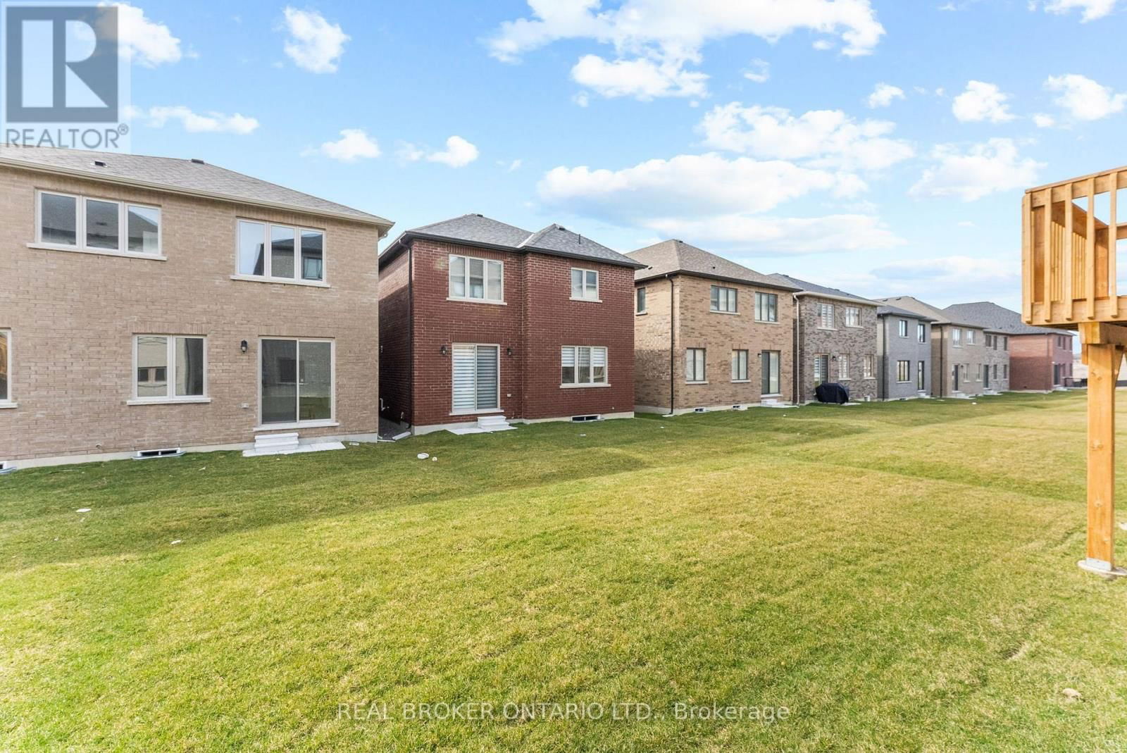 2072 CHRIS MASON STREET Image 37