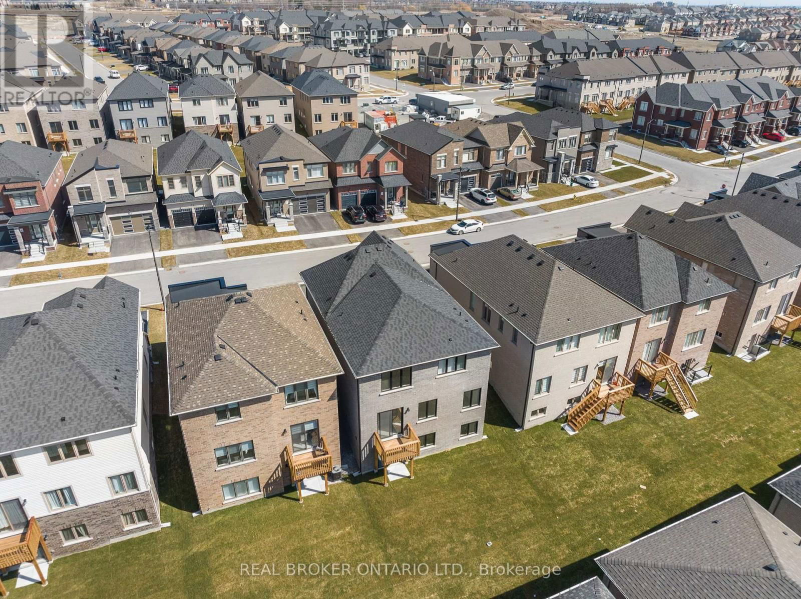 2072 CHRIS MASON STREET Image 40