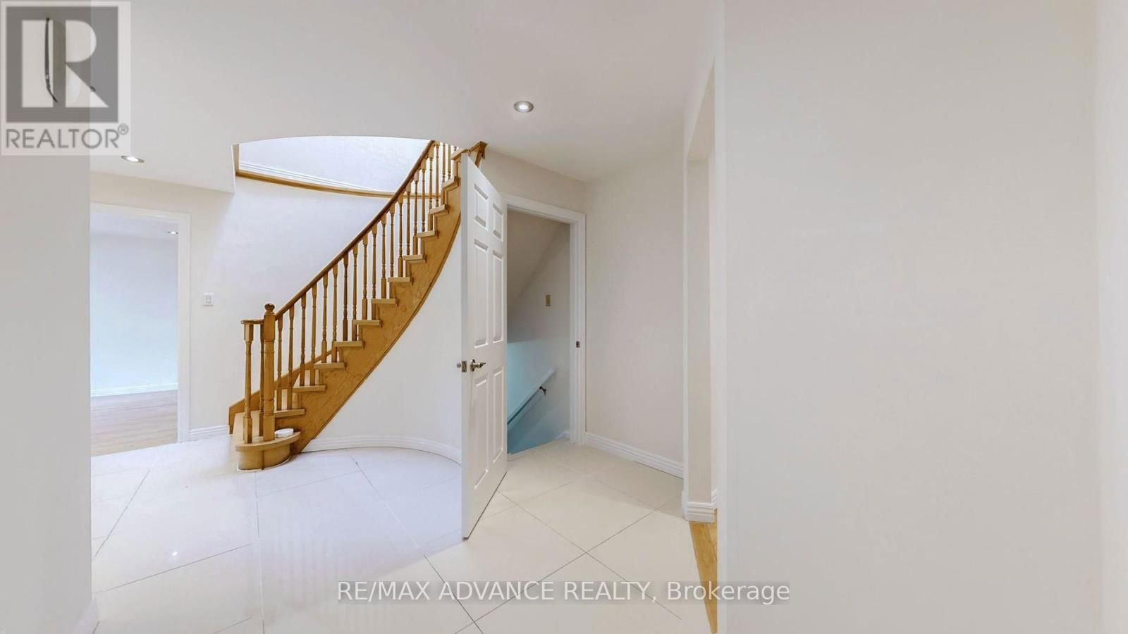 49 HAVENVIEW ROAD Image 30