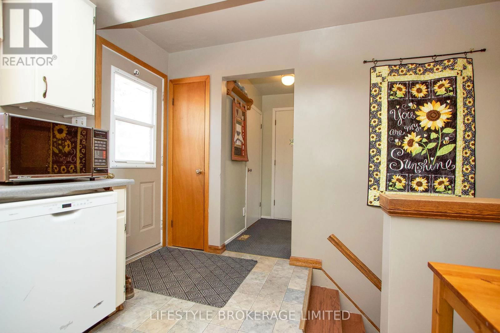 40 ASH STREET Image 21