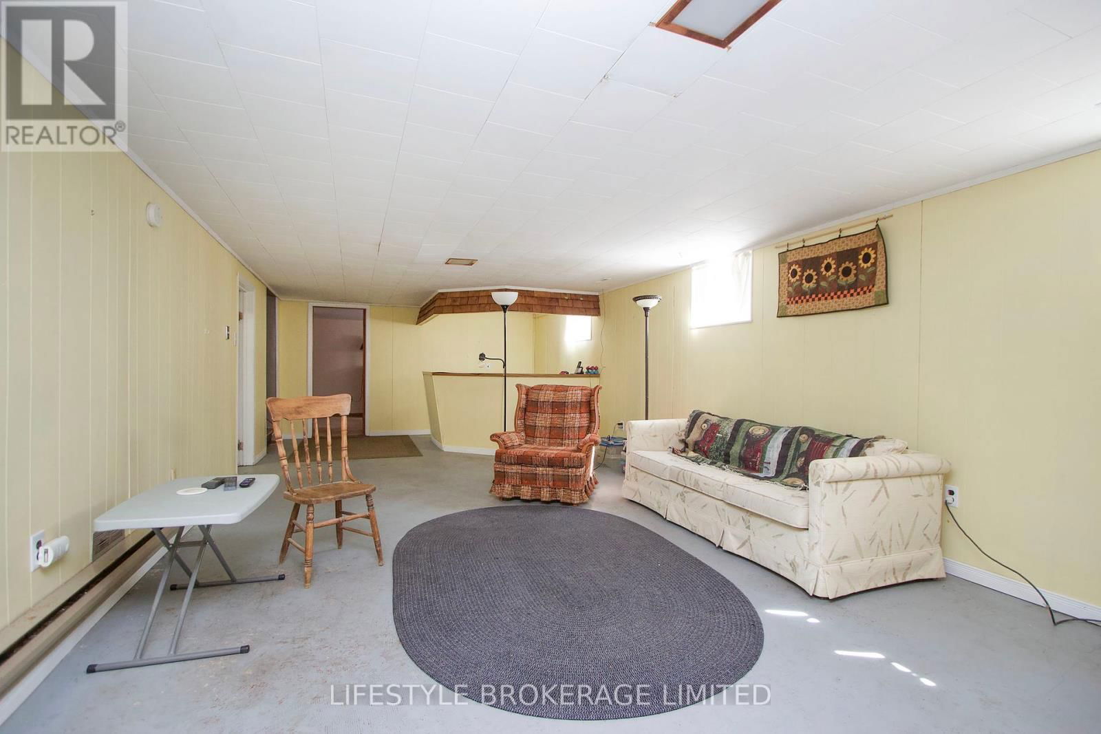 40 ASH STREET Image 30