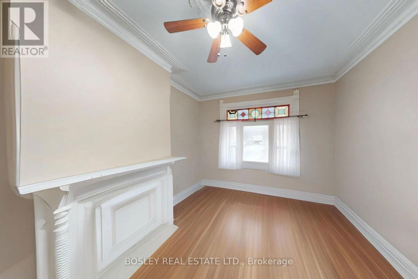 133 CARLAW AVENUE Image 24