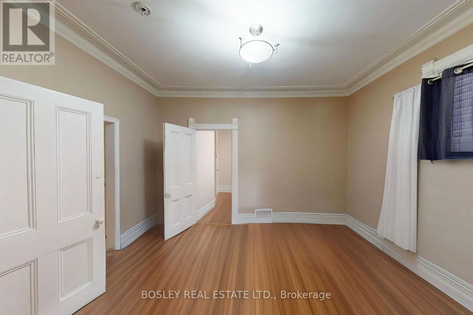 133 CARLAW AVENUE Image 26