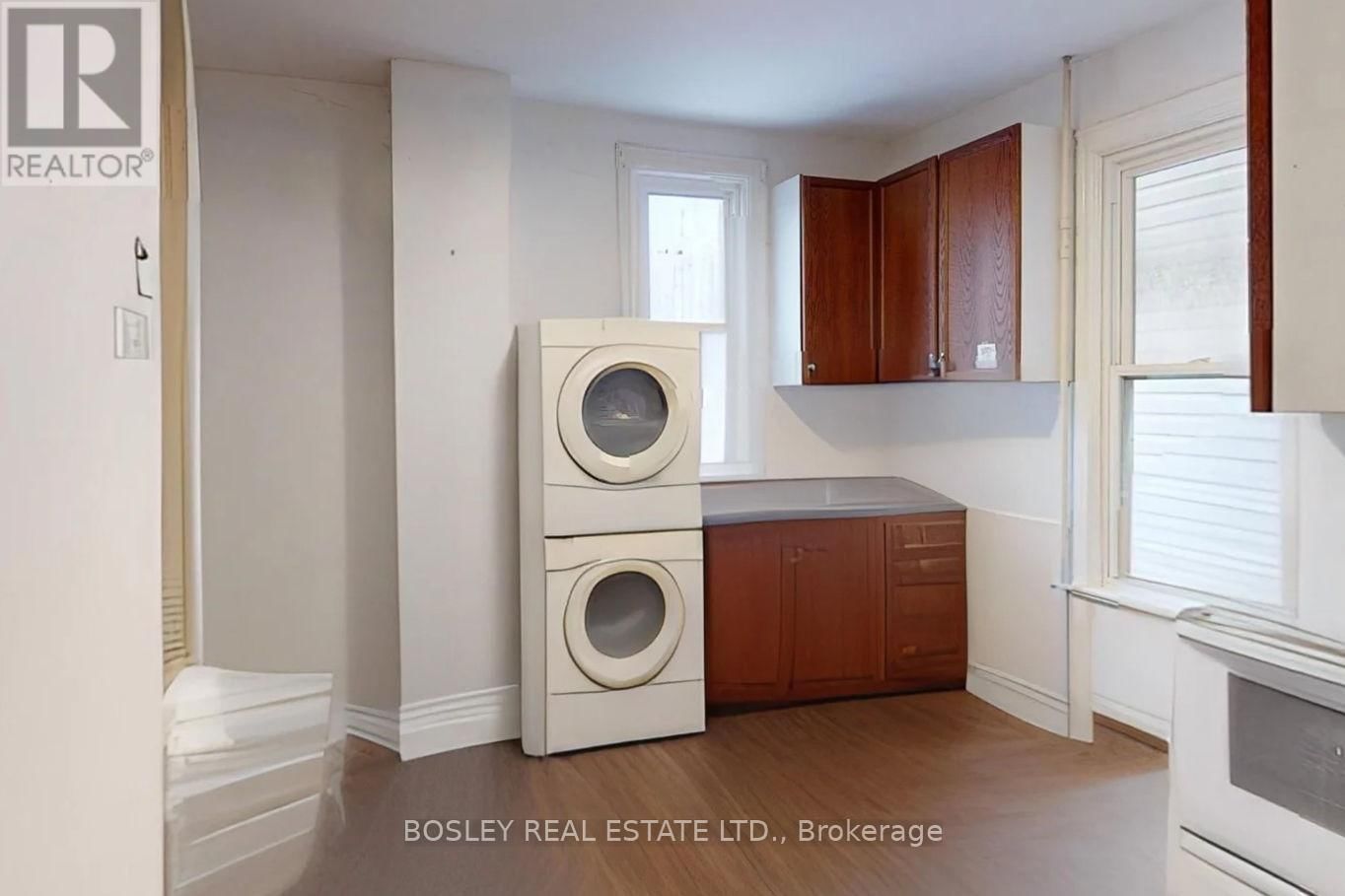 133 CARLAW AVENUE Image 29