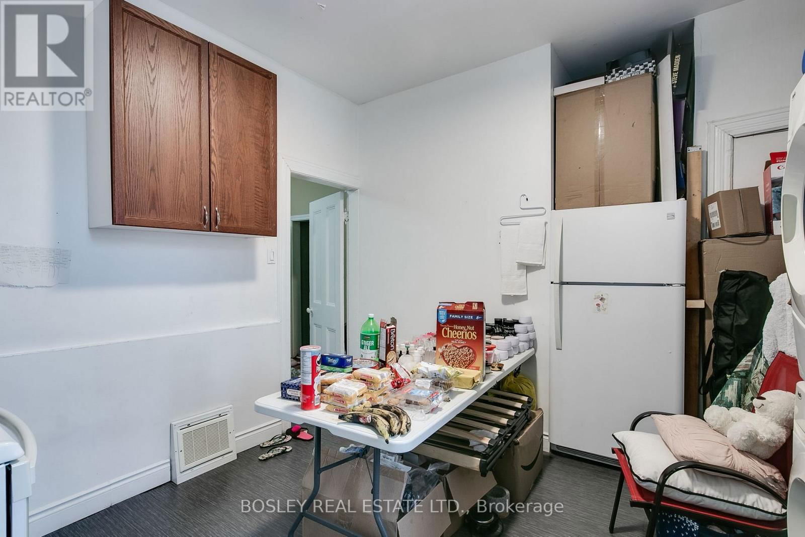 133 CARLAW AVENUE Image 30