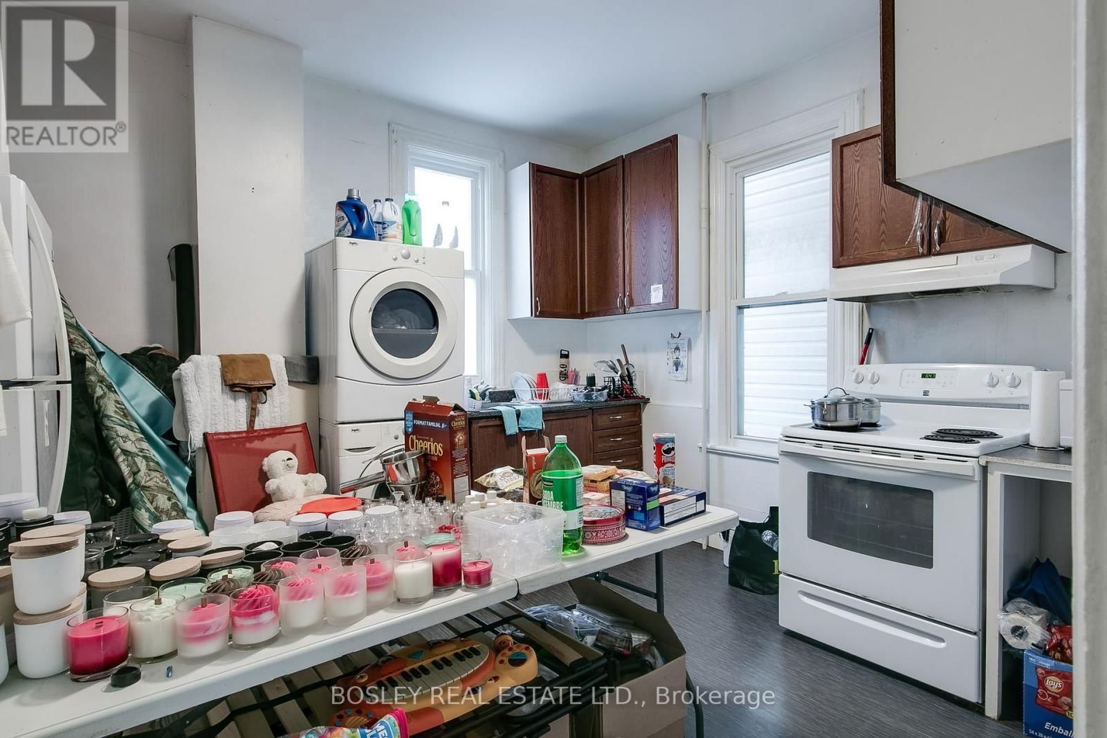 133 CARLAW AVENUE Image 31