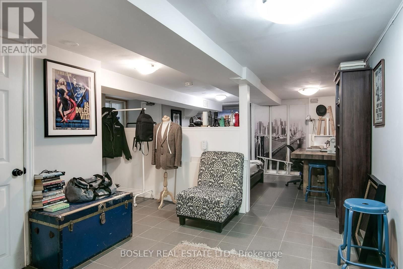 133 CARLAW AVENUE Image 36