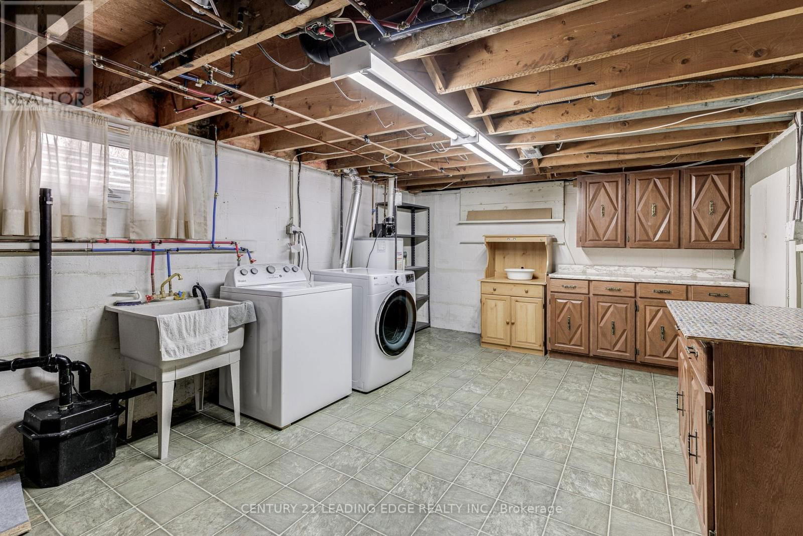 116 BROADVIEW AVENUE Image 28