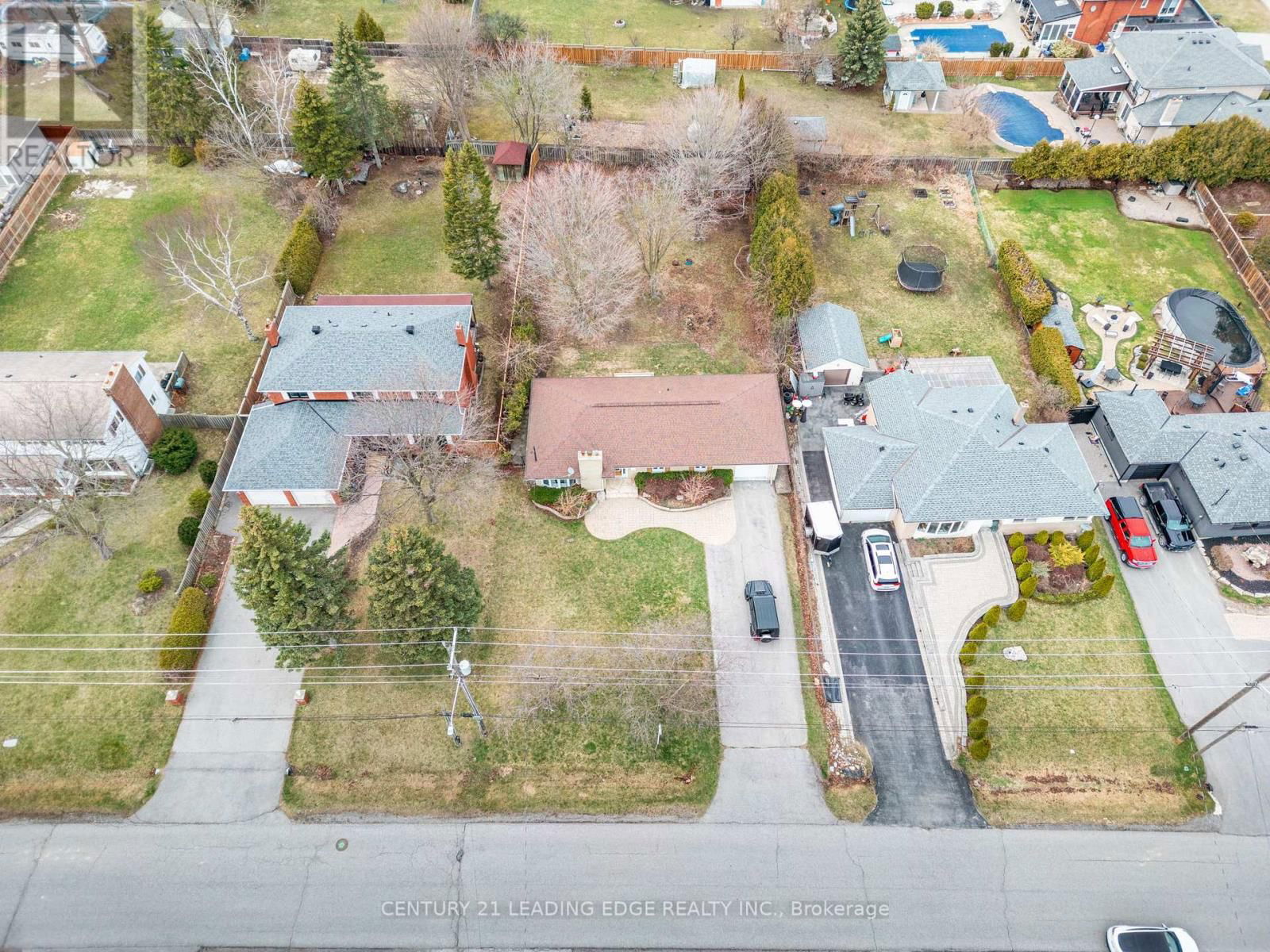 116 BROADVIEW AVENUE Image 35