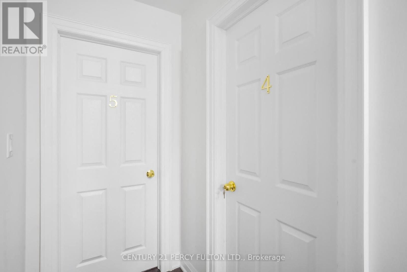 343 NORTHGLEN BOULEVARD WEST Image 12