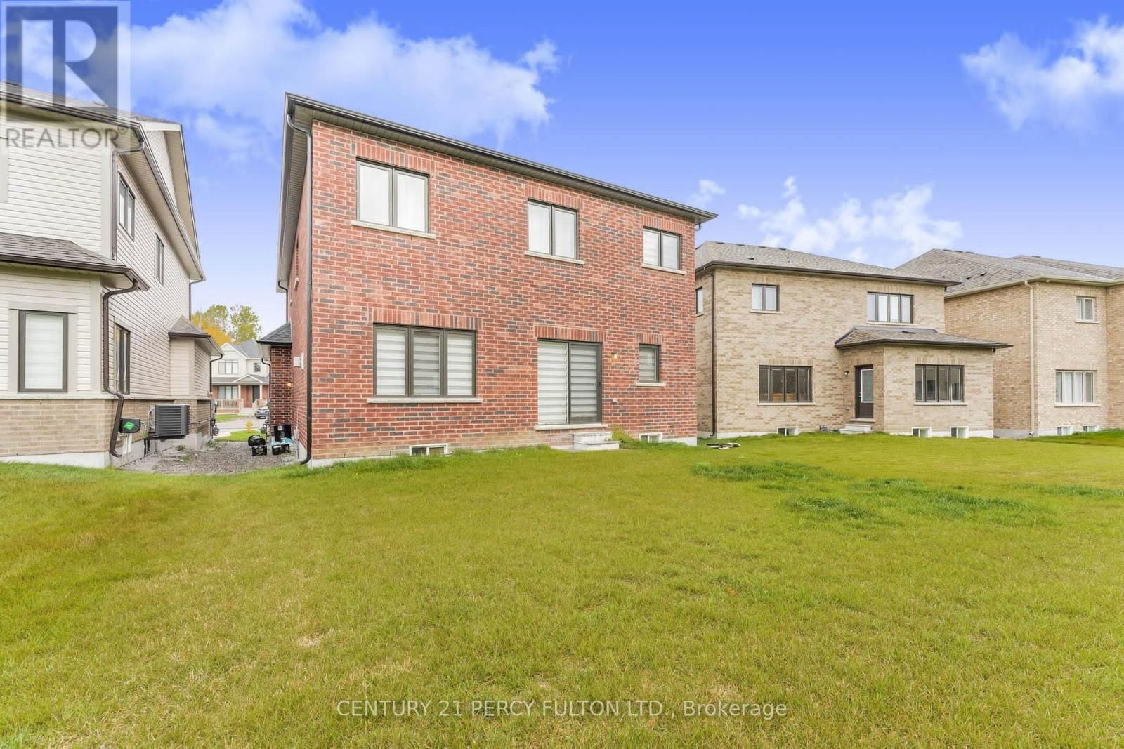 343 NORTHGLEN BOULEVARD WEST Image 23