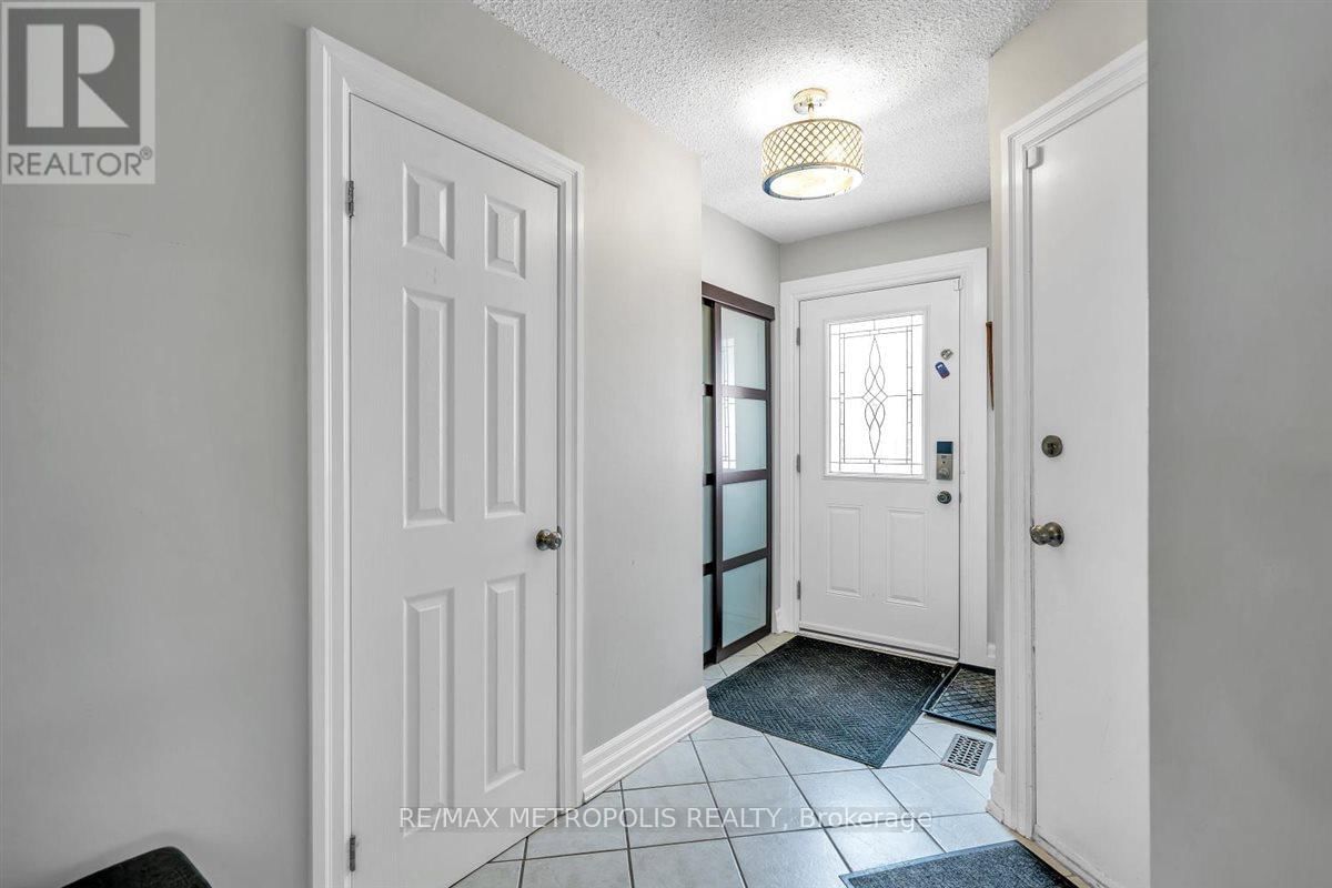 1125 CEDARCROFT CRESCENT Image 11