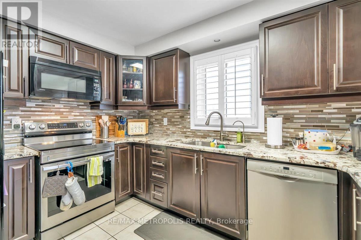 1125 CEDARCROFT CRESCENT Image 25
