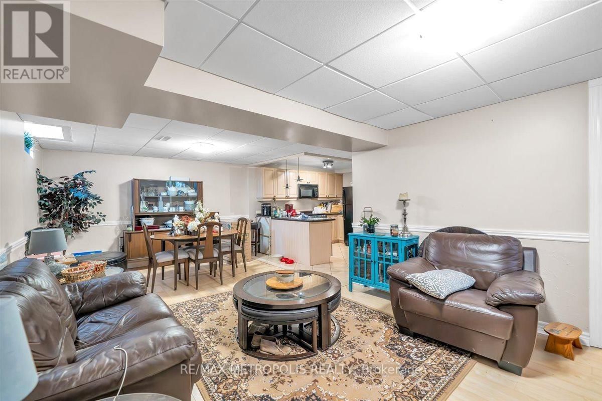 1125 CEDARCROFT CRESCENT Image 41