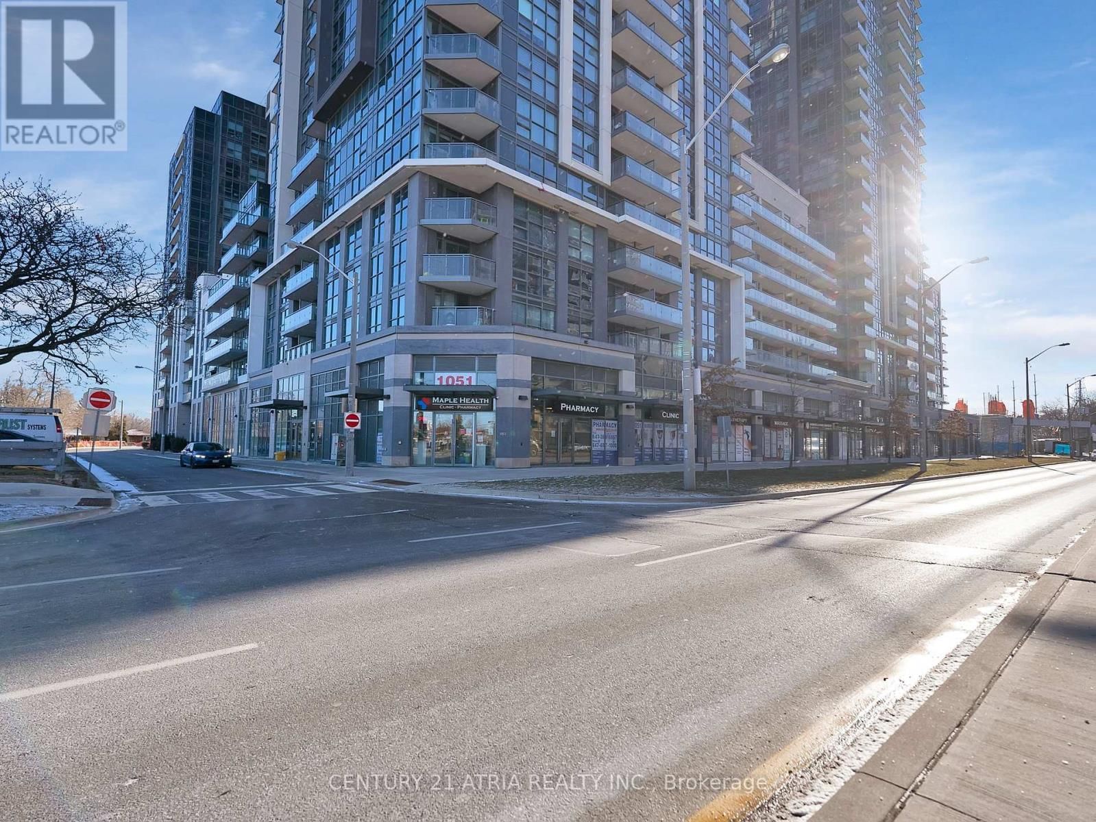 1505 - 30 MEADOWGLEN PLACE Image 4