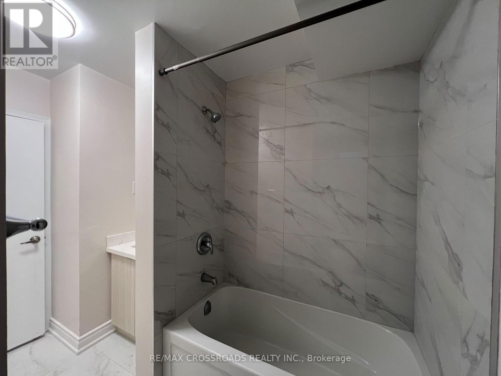 APT 1 - 1324B GERRARD STREET EAST Image 8
