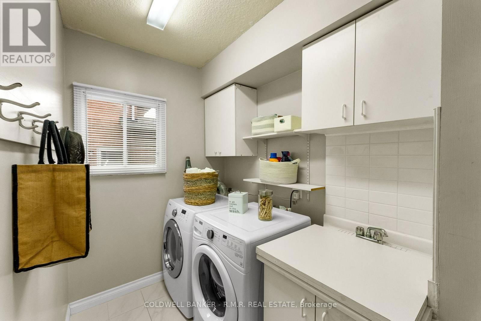 36 FALSTAFF CRESCENT Image 21