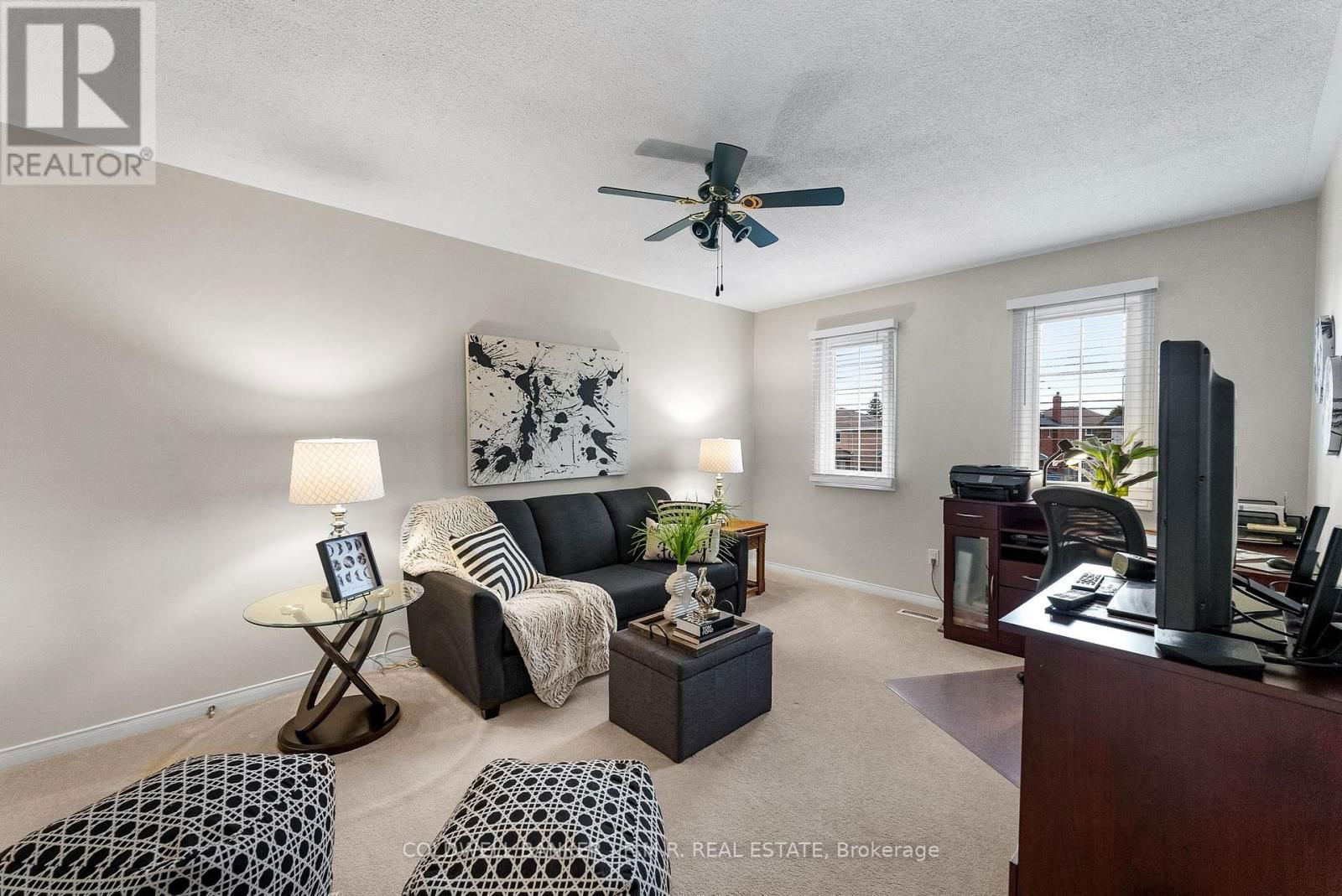 36 FALSTAFF CRESCENT Image 27