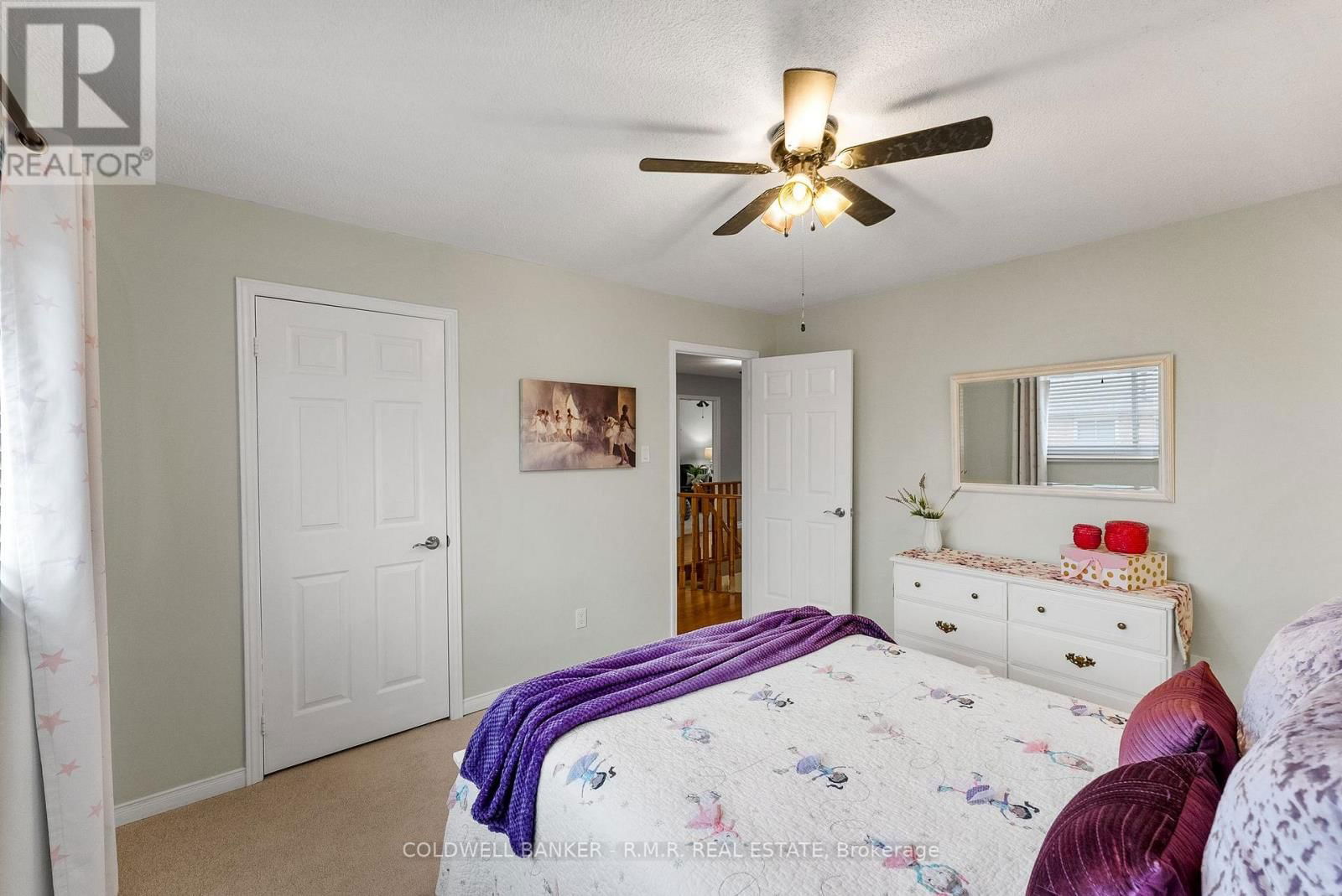 36 FALSTAFF CRESCENT Image 34