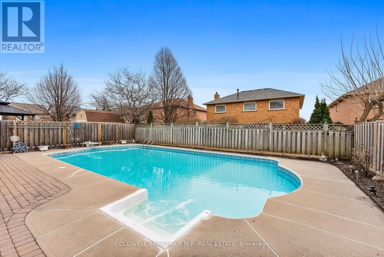 36 FALSTAFF CRESCENT Image 45