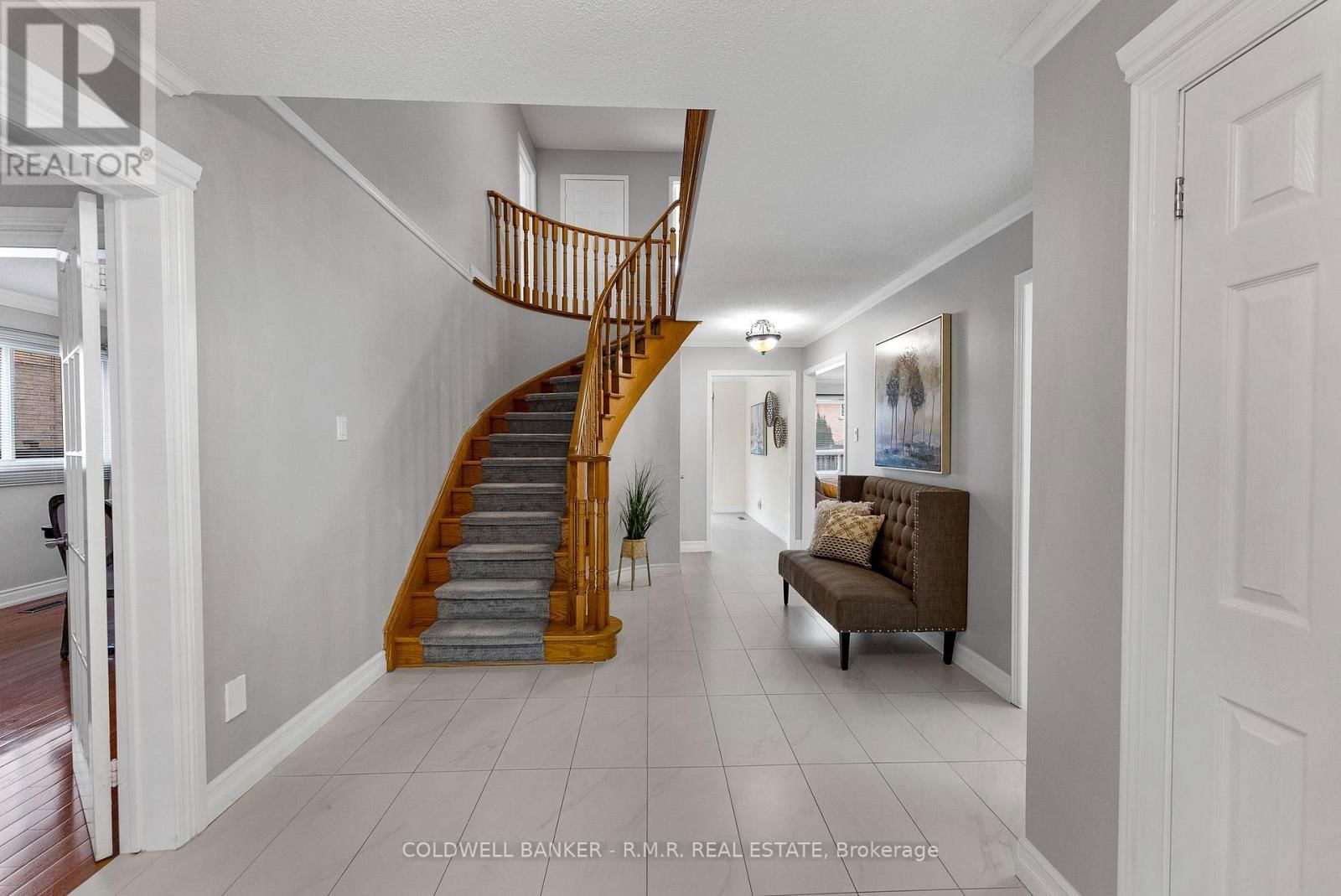 36 FALSTAFF CRESCENT Image 5