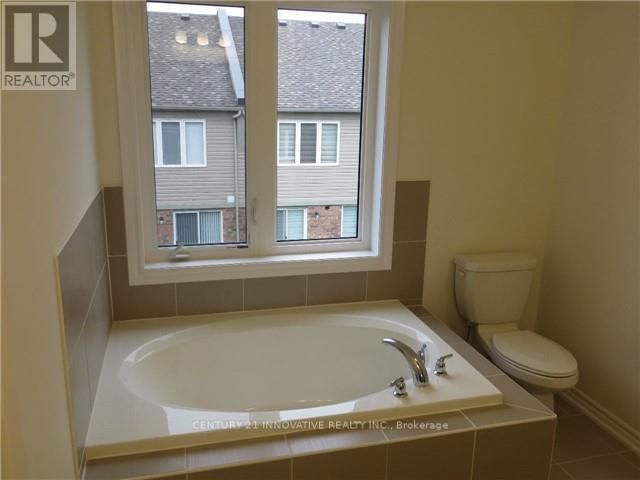 2462 STEEPLECHASE STREET Image 10
