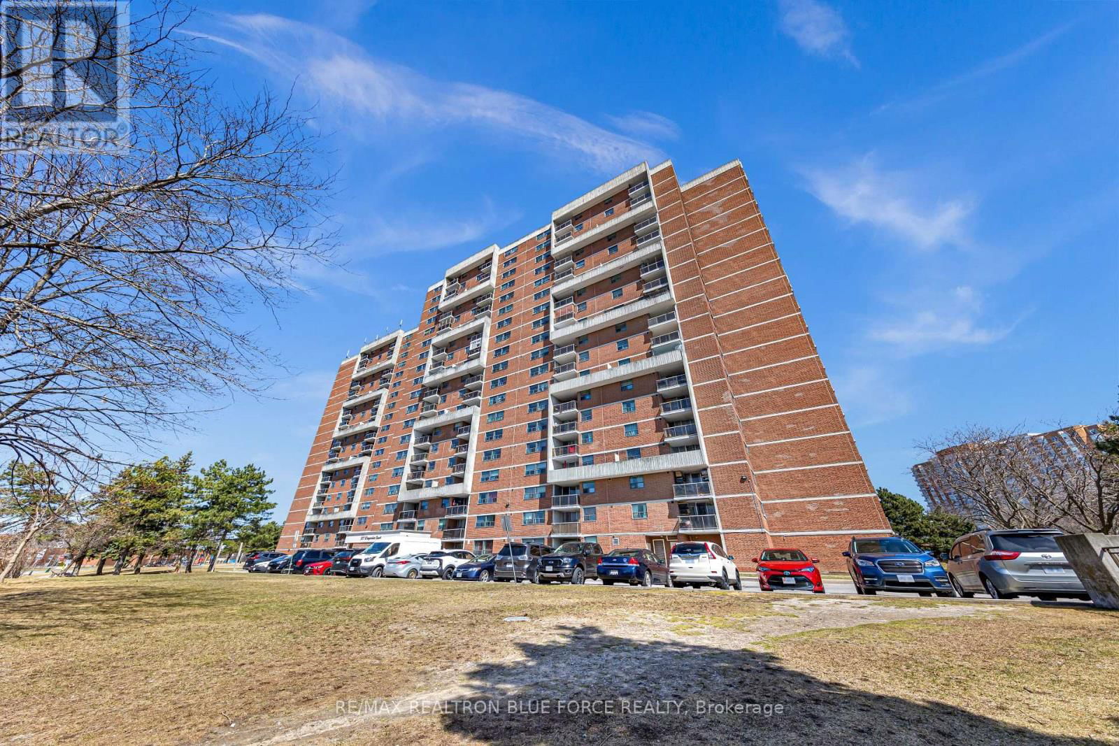 709 - 100 WINGARDEN COURT Image 27